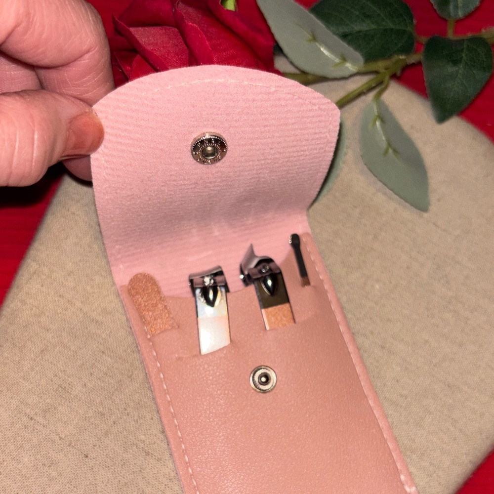 Pink Leatherette Manicure Set - Compact Nail Care Kit - Picture 6 of 8